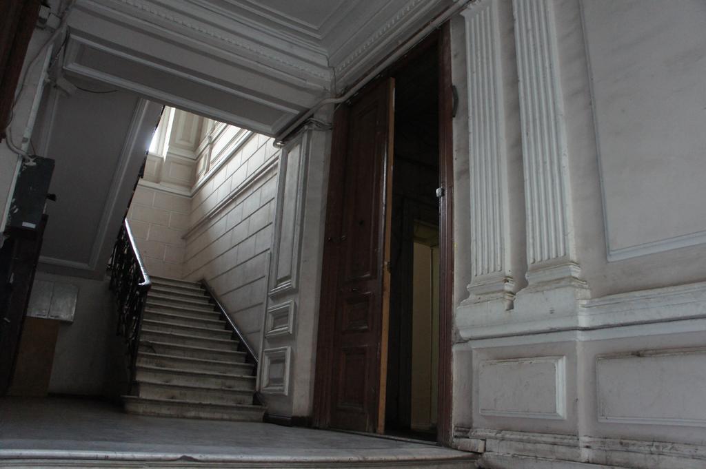 Dali'S Royal Apartment تبليسي المظهر الخارجي الصورة